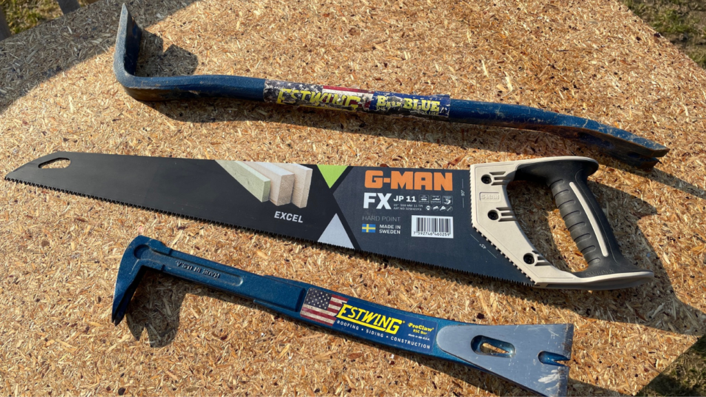 Narzędzia stolarskie nazwy - szwedzka piła ręczna oraz łomy